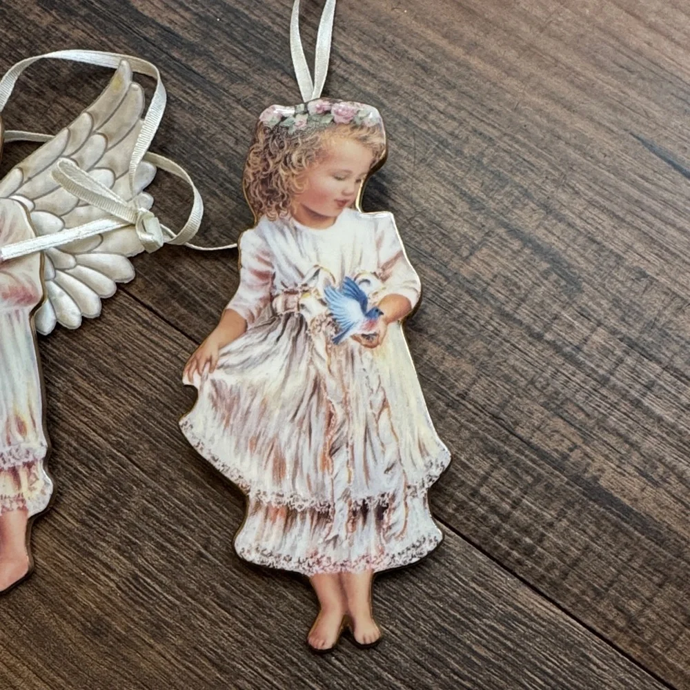 The Bradford Exchange porcelain ornament